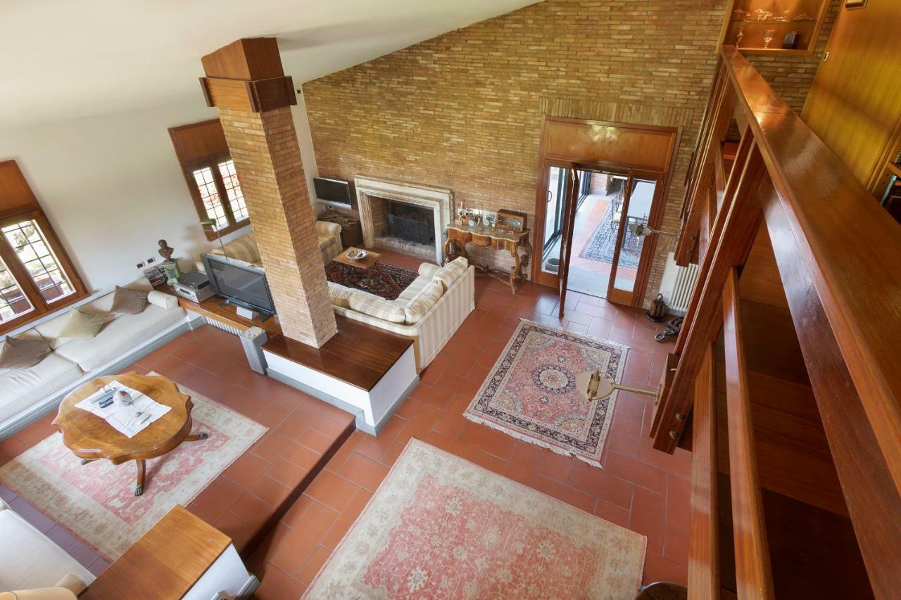 Villa In Via Della Marcigliana Casale Torre San Giovanni Zewnętrze zdjęcie