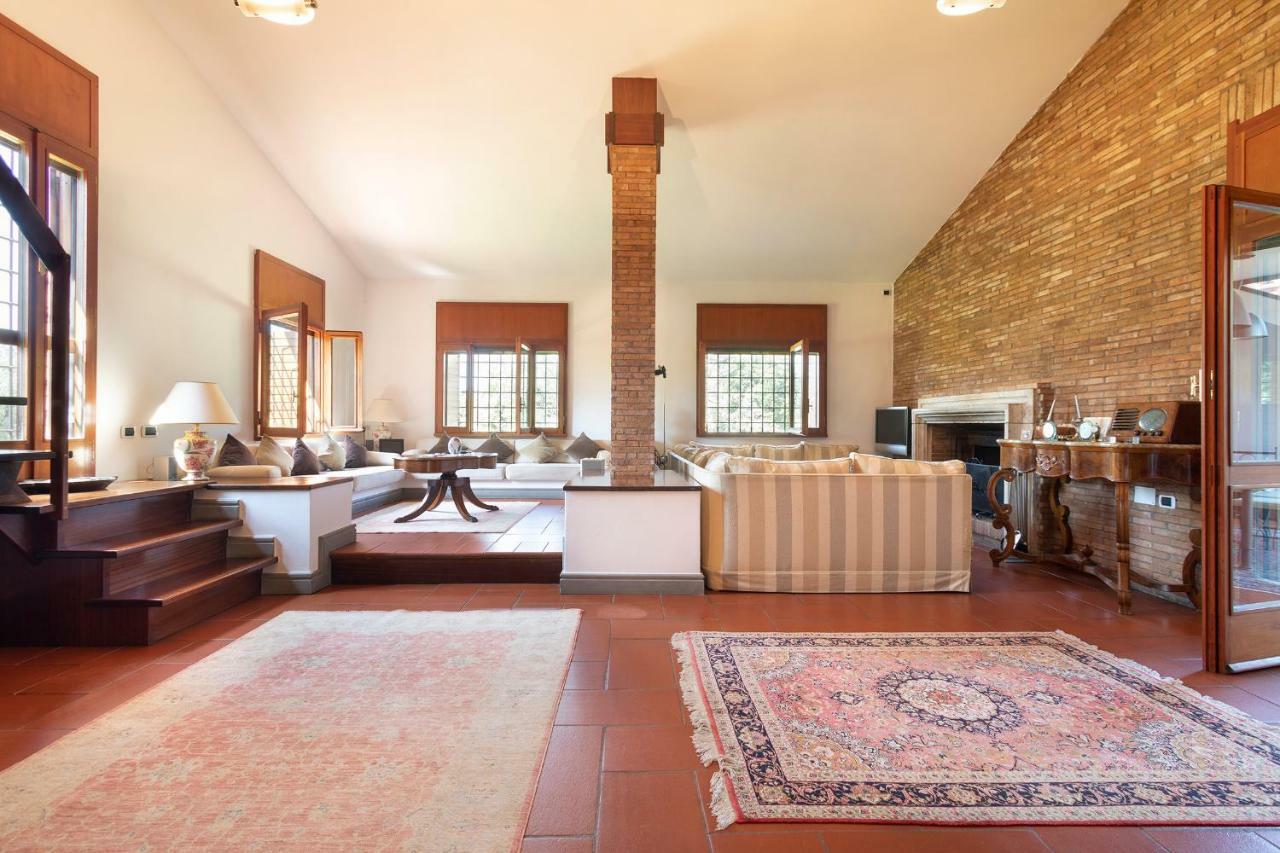 Villa In Via Della Marcigliana Casale Torre San Giovanni Zewnętrze zdjęcie